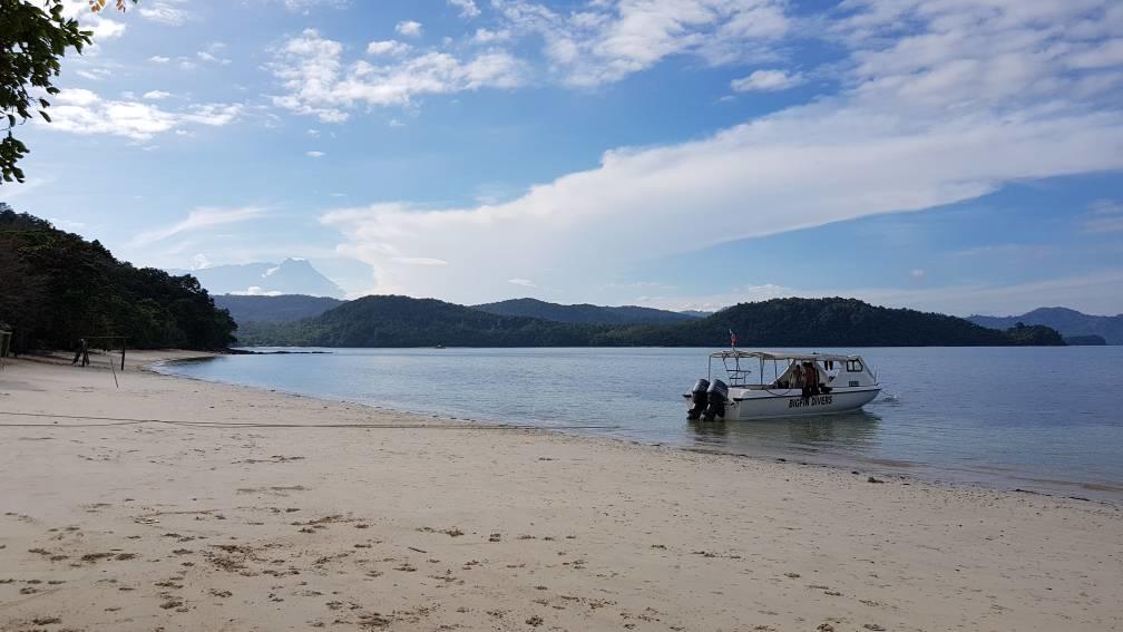 Bigfin Beach Resort Kota Belud Extérieur photo